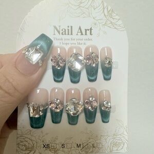 Elegant Teal and Crystal Nail Art Set Press on nails Medium size Reusable